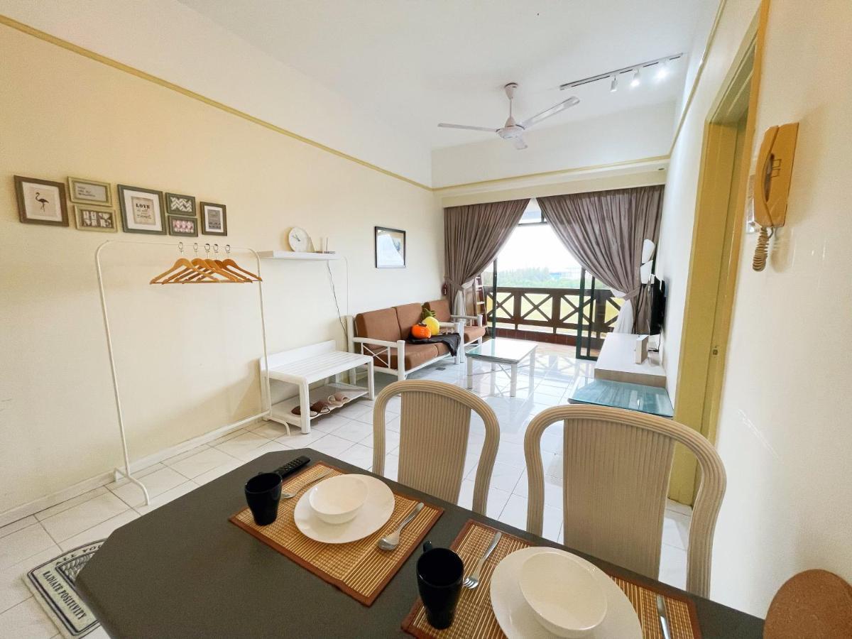 1 Bedroom Apartment, Melaka Cbd Town Center- Hosted By Private Locals Resident, Balcony With City Skyline View Or Seaview, Opposite Malls, Tv Box, 5 Minutes To Jonker Street, Malacca Exterior photo