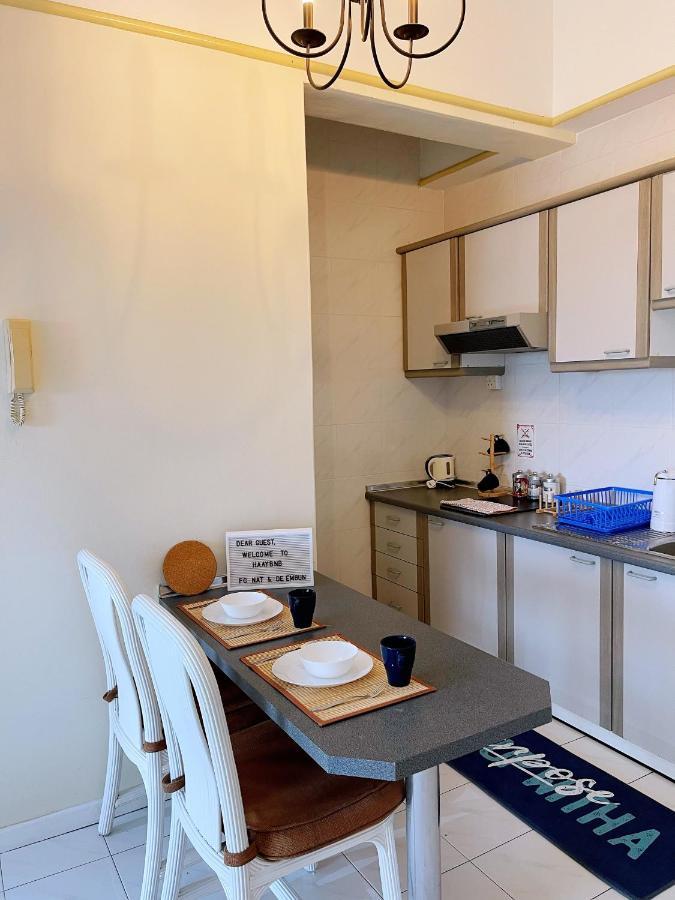 1 Bedroom Homestay Apartment At Melaka Cbd Town Center, Balcony With City Skyline View Or Seaview, Opposite Malls, Free Parking, Tv Box, 5 Minutes To Jonker Street, Exterior photo
