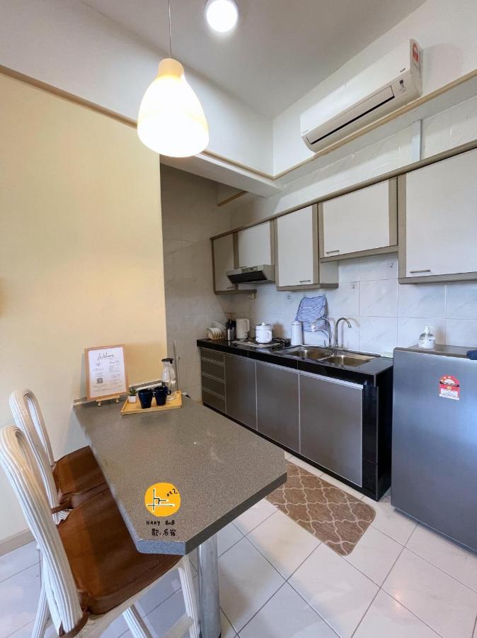 1 Bedroom Homestay Apartment At Melaka Cbd Town Center, Balcony With City Skyline View Or Seaview, Opposite Malls, Free Parking, Tv Box, 5 Minutes To Jonker Street, Exterior photo