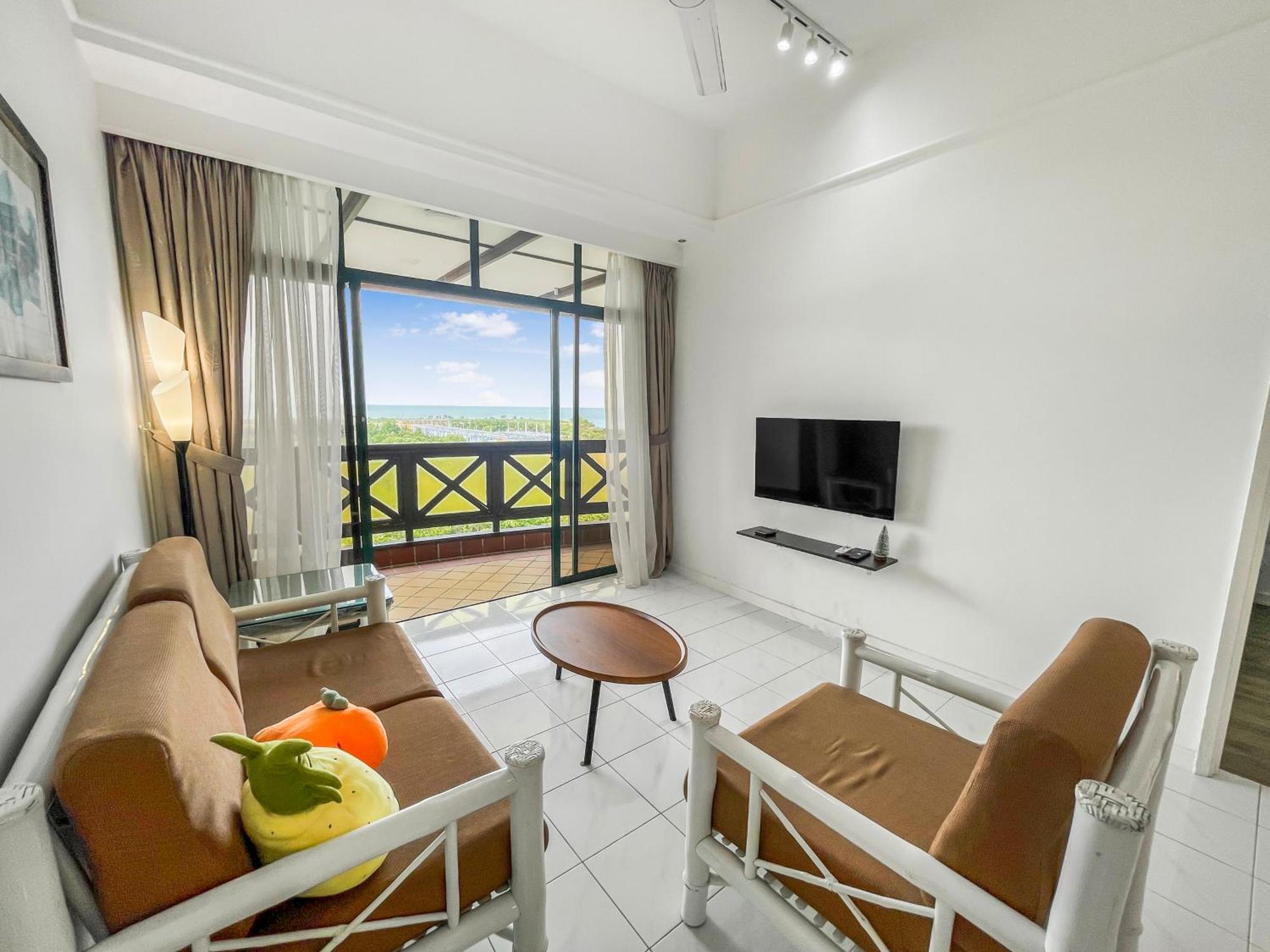 1 Bedroom Apartment, Melaka Cbd Town Center- Hosted By Private Locals Resident, Balcony With City Skyline View Or Seaview, Opposite Malls, Tv Box, 5 Minutes To Jonker Street, Malacca Exterior photo